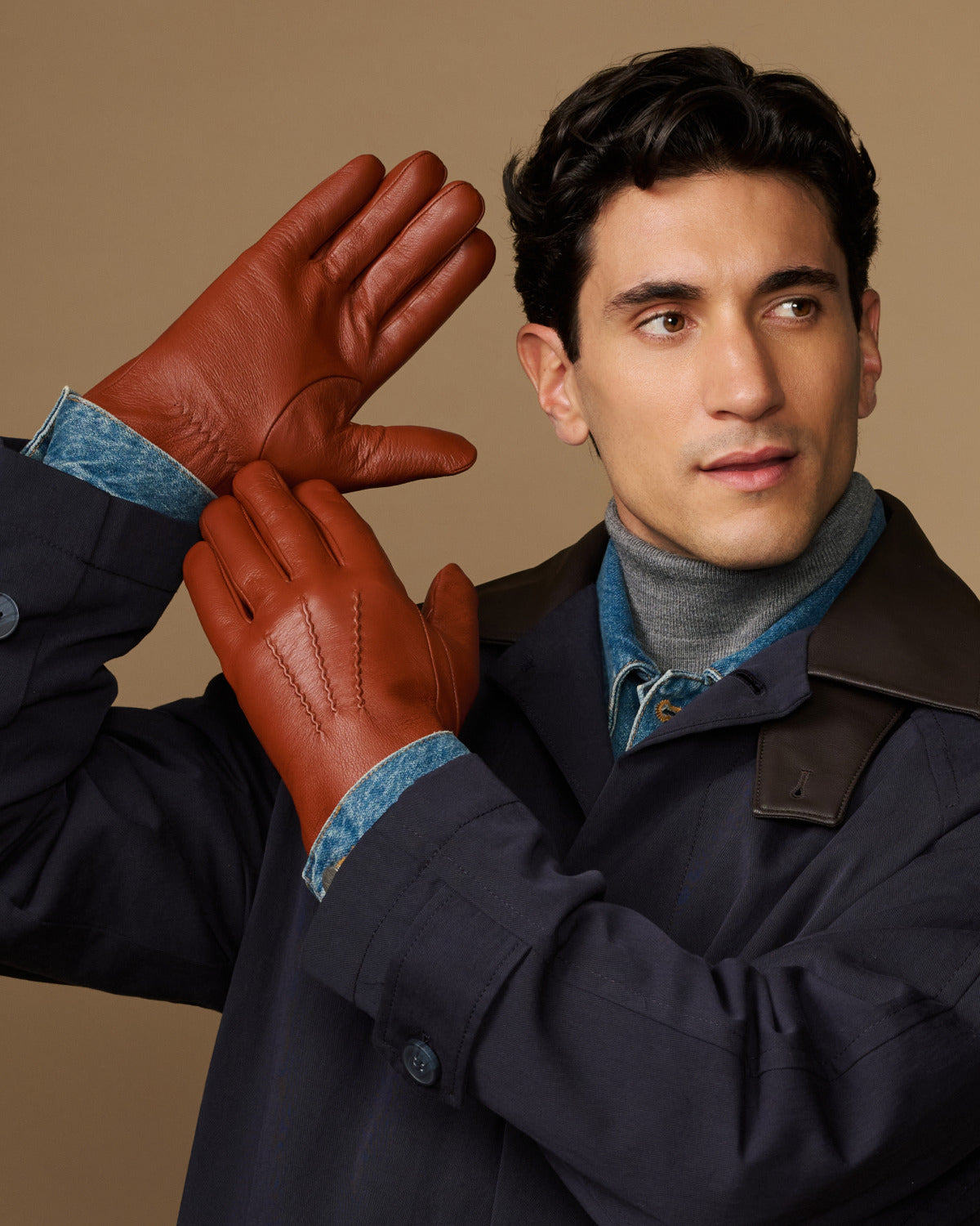 Men's cognac leather gloves raised, blue lambswool lining at cuffs